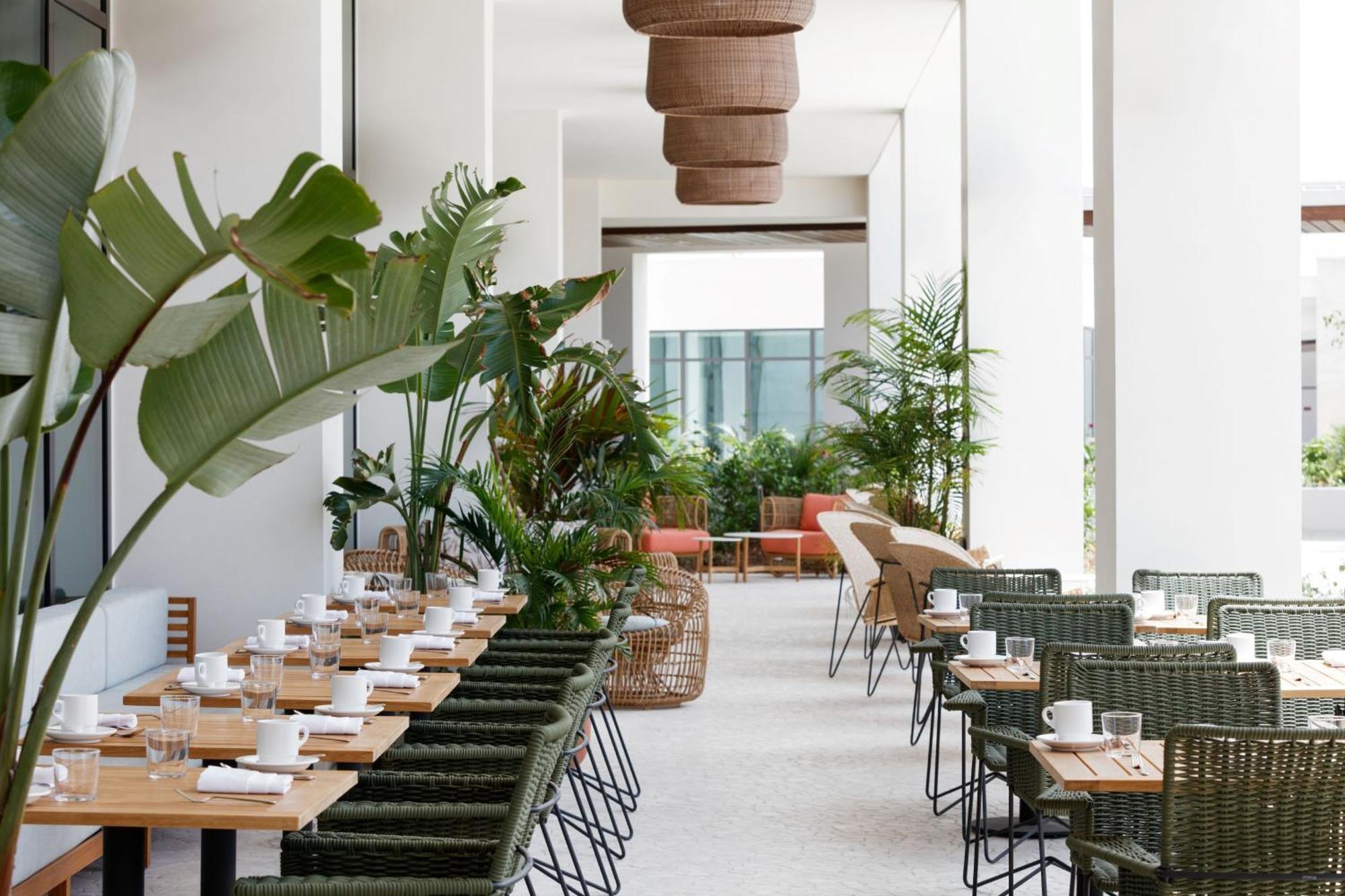 Hotel Indigo Grand Cayman By Ihg West Bay Экстерьер фото