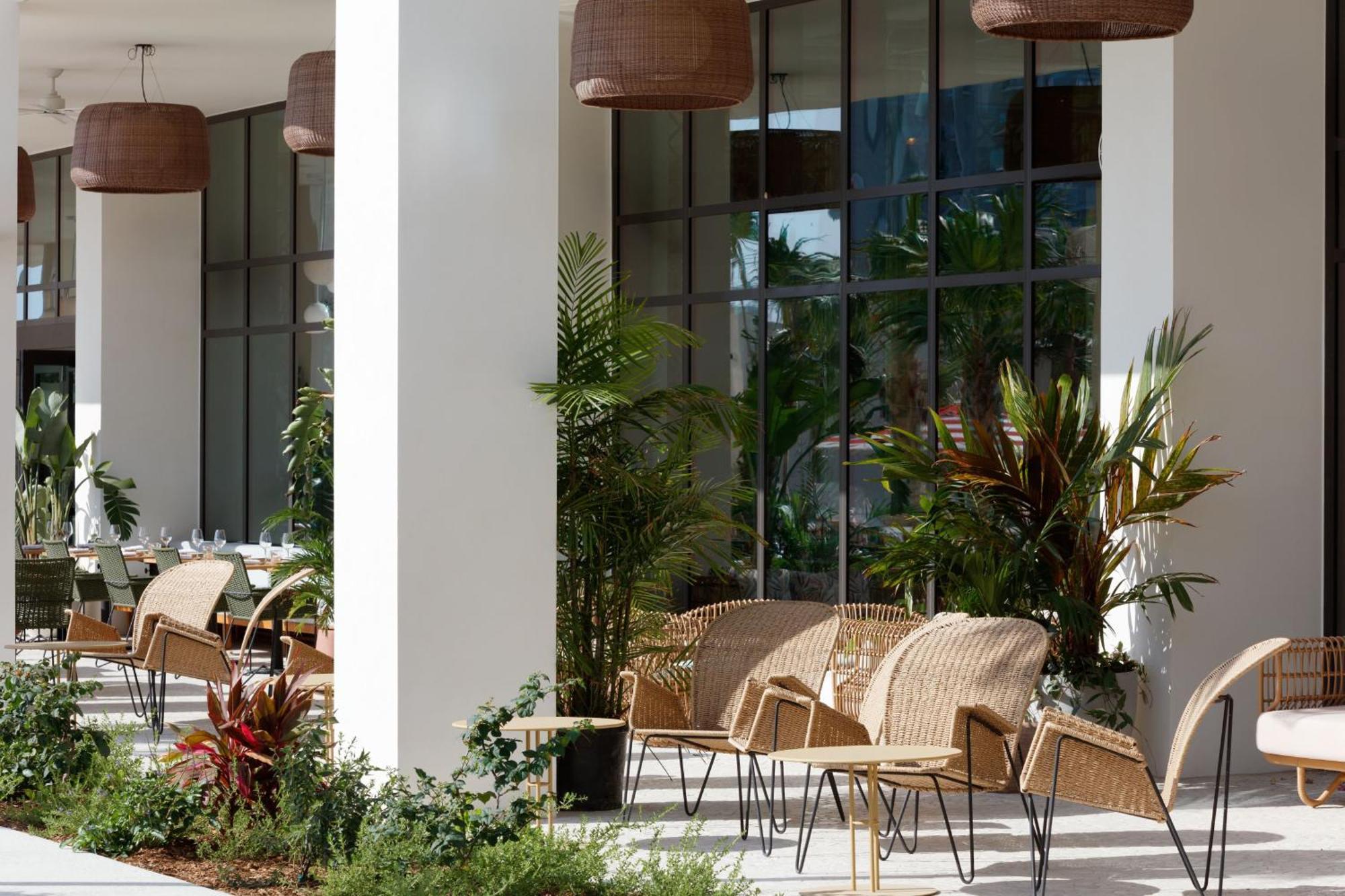 Hotel Indigo Grand Cayman By Ihg West Bay Экстерьер фото