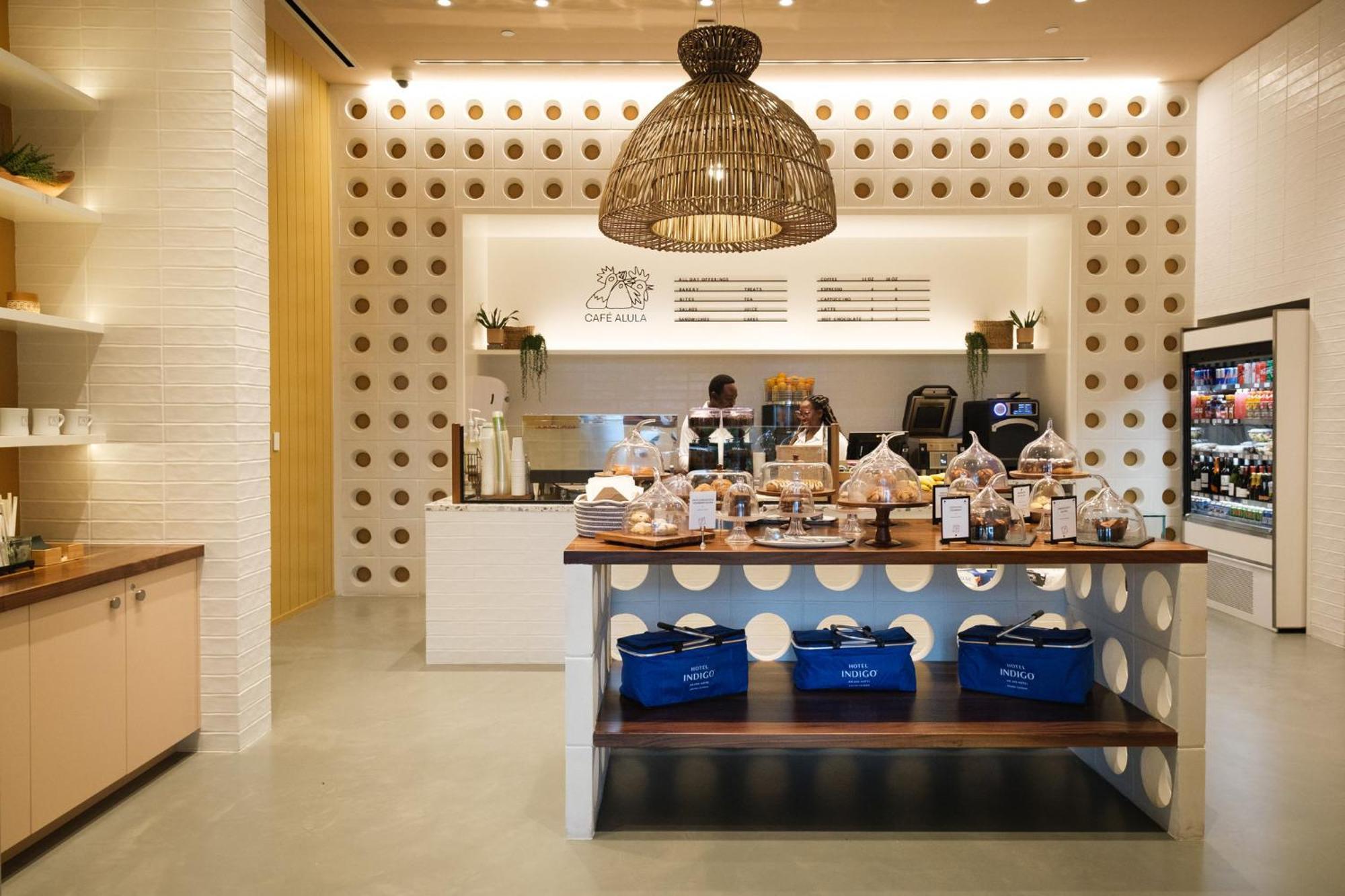 Hotel Indigo Grand Cayman By Ihg West Bay Экстерьер фото